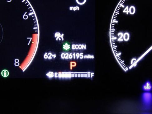 Certified 2024 Honda HR-V LX image 27