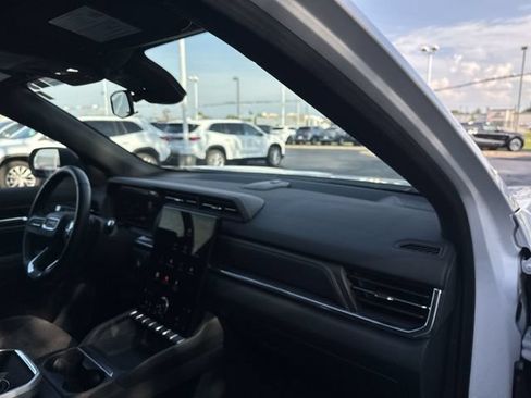 Used 2026 GMC Terrain Elevation FWD image 19