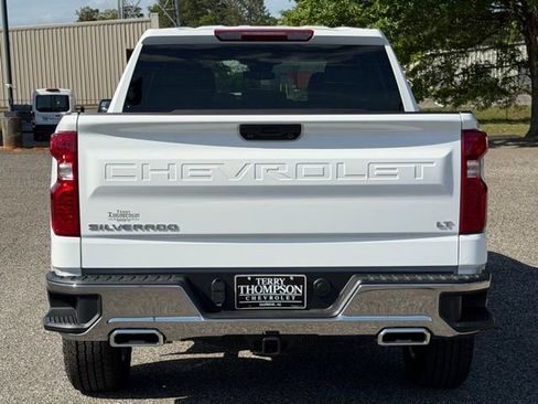 New 2026 Chevrolet Silverado 1500 LT w/ Z71 Off-Road Package image 3