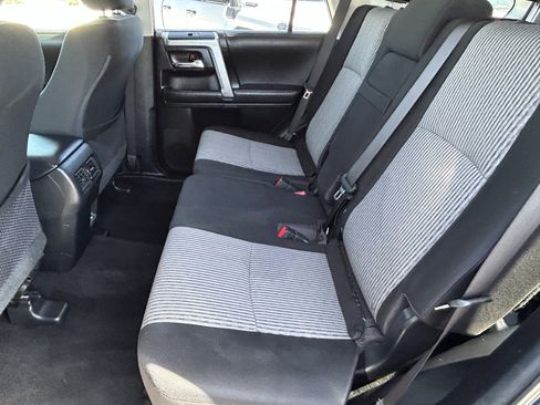 Certified 2024 Toyota 4Runner SR5 AWD/4WD image 15