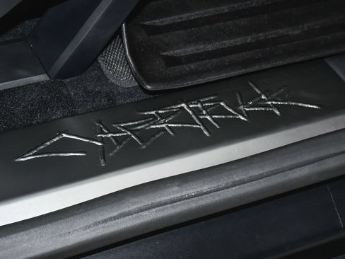 Used 2025 Tesla Cybertruck AWD Crew Cab image 20