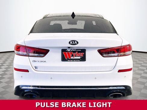Used 2020 Kia Optima SE image 27