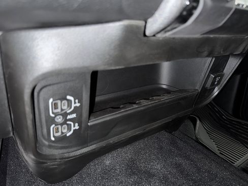 New 2025 RAM 2500 Tradesman image 31