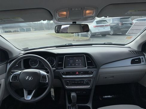 Used 2018 Hyundai Sonata SE image 11