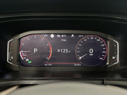 Used 2022 Volkswagen Taos SEL image 16