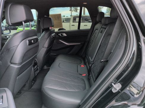 Used 2025 BMW X5 sDrive40i w/ Climate Comfort Package RWD image 14