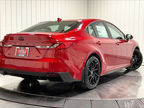 New 2026 Toyota Camry SE image 14