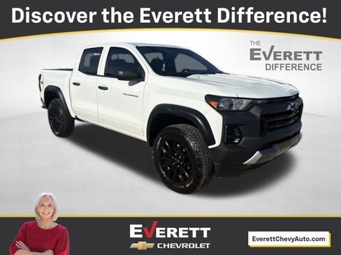 Used 2024 Chevrolet Colorado Trail Boss w/ Advanced Trailering Package image 1