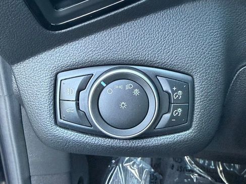 Used 2018 Ford Escape Titanium image 31