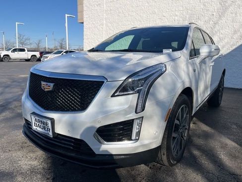 Used 2023 Cadillac XT5 Sportv w/ Technology Package image 3