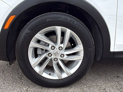 Used 2024 Buick Envista Preferred w/ Convenience II Package FWD image 30