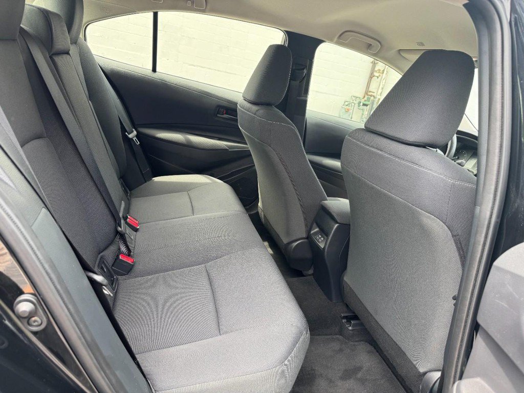 Used 2025 Toyota Corolla LE FWD image 14