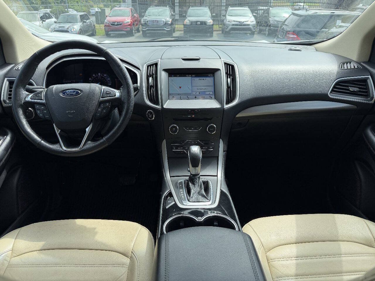 Used 2017 Ford Edge SEL w/ Equipment Group 201A FWD image 17