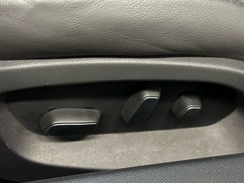 Used 2016 Chevrolet Corvette Z06 w/ 3LZ Preferred Equipment Group image 12