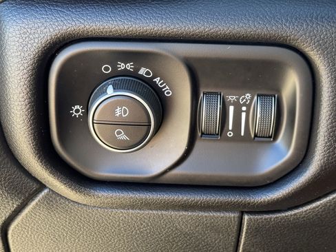 Used 2024 RAM 2500 Laramie w/ Safety Group image 25