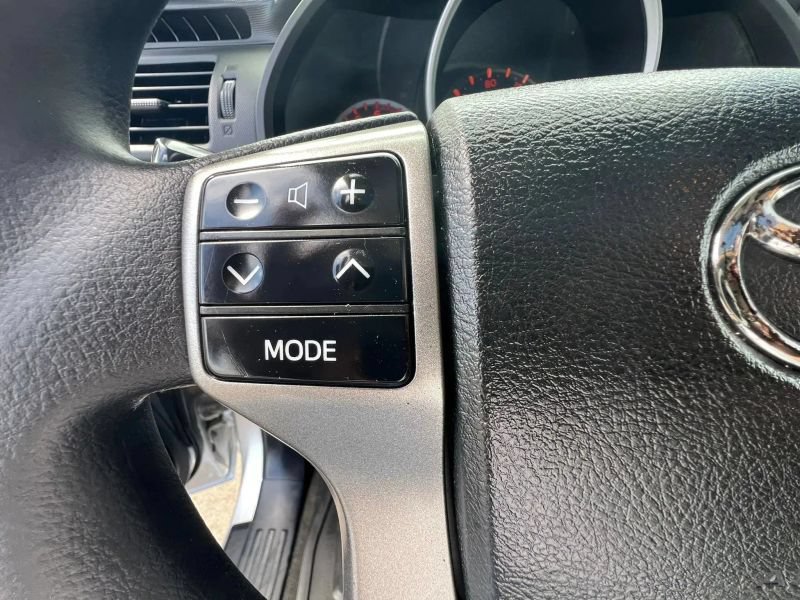 Used 2011 Toyota 4Runner SR5 w/ Convenience Pkg AWD/4WD image 31
