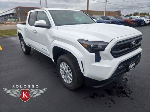 New 2025 Toyota Tacoma SR5 image 1