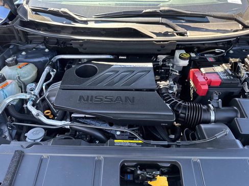 Used 2023 Nissan Rogue SV FWD image 19