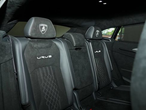 Used 2023 Lamborghini Urus Performante AWD/4WD image 68