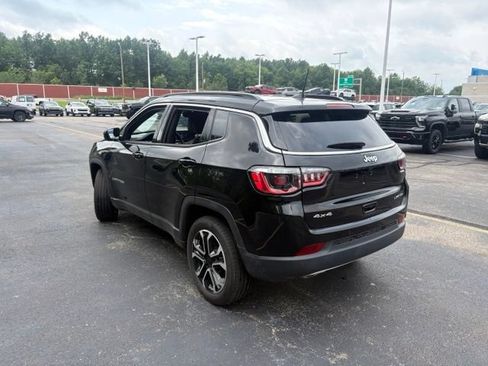 Used 2023 Jeep Compass Limited AWD/4WD image 2