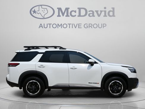 Used 2025 Nissan Pathfinder Rock Creek AWD/4WD image 6