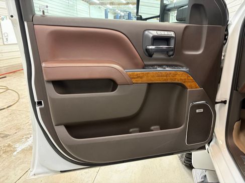 Used 2015 Chevrolet Silverado 3500 High Country w/ Duramax Plus Package AWD/4WD image 11