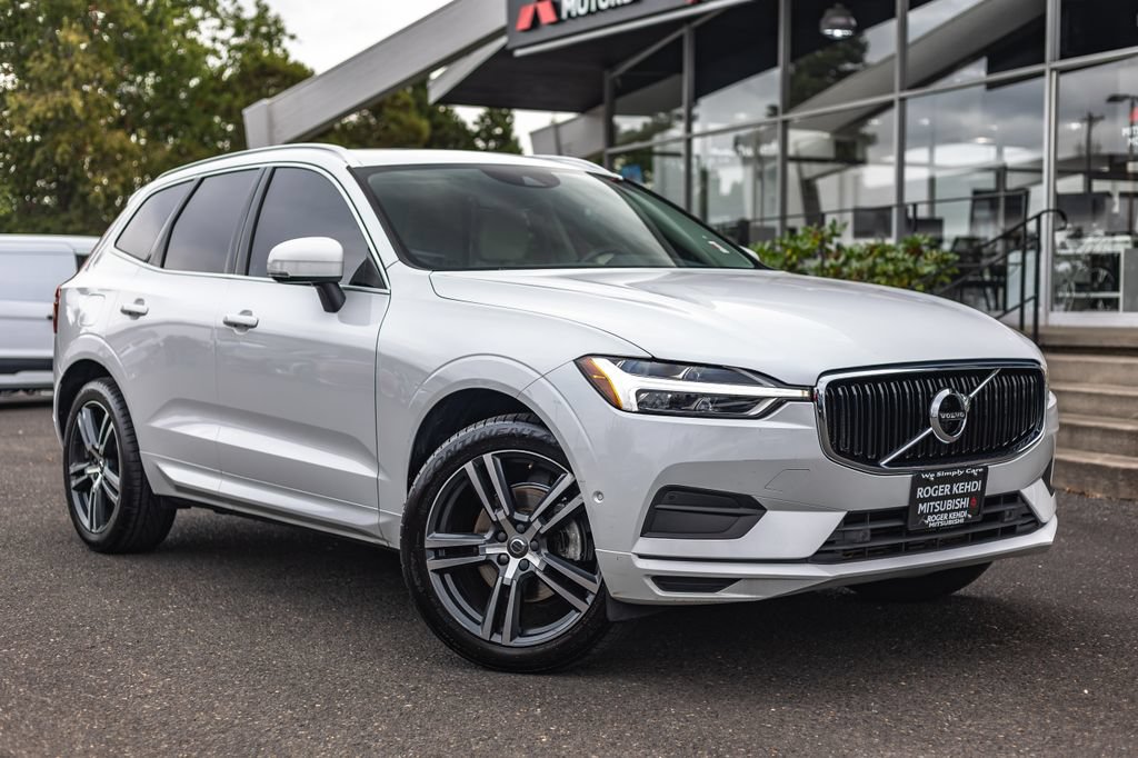 Used 2018 Volvo XC60 T5 Momentum w/ Convenience Package AWD/4WD image 1