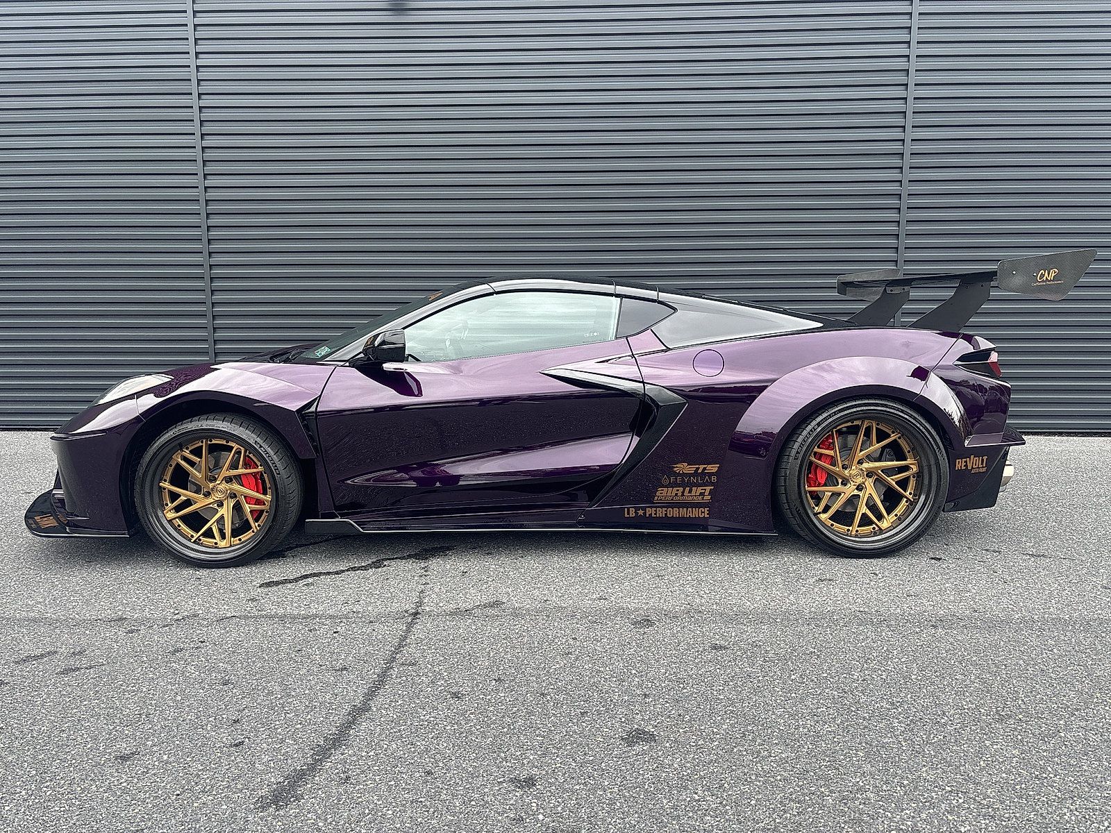 Used 2022 Chevrolet Corvette Stingray Coupe w/ 1LT RWD image 24