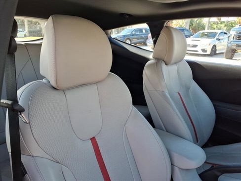 Used 2019 Hyundai Veloster Turbo Ultimate image 22