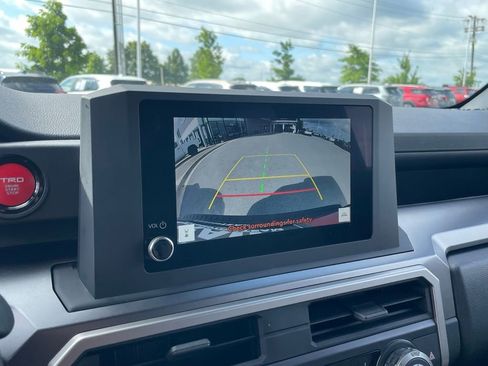 Used 2025 Toyota 4Runner TRD Sport AWD/4WD image 16