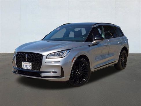 Used 2023 Lincoln Corsair Reserve w/ Equipment Group 201A FWD image 1