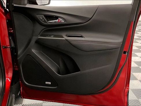 Used 2024 Chevrolet Equinox RS w/ RS Leather Package FWD image 22