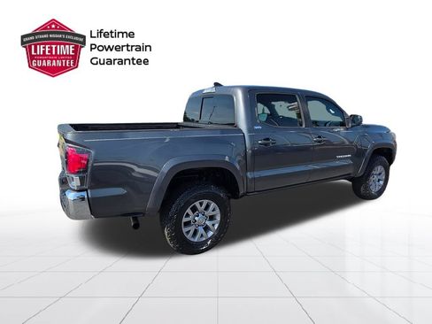 Used 2019 Toyota Tacoma SR5 RWD image 7