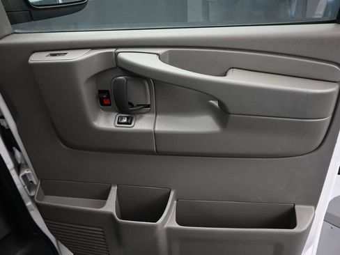 Used 2014 Chevrolet Express 3500 LS RWD image 43