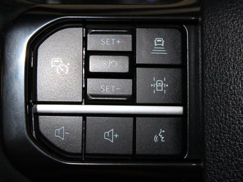 Used 2026 Ford F250 Platinum AWD/4WD image 40