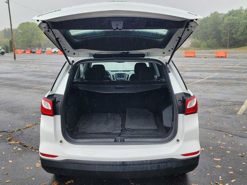 Used 2021 Chevrolet Equinox LS image 11