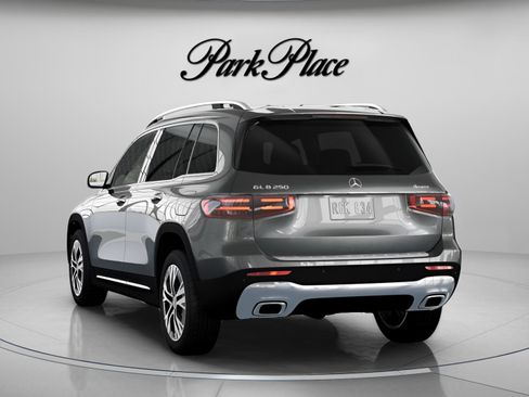 New 2026 Mercedes-Benz GLB 250 image 15