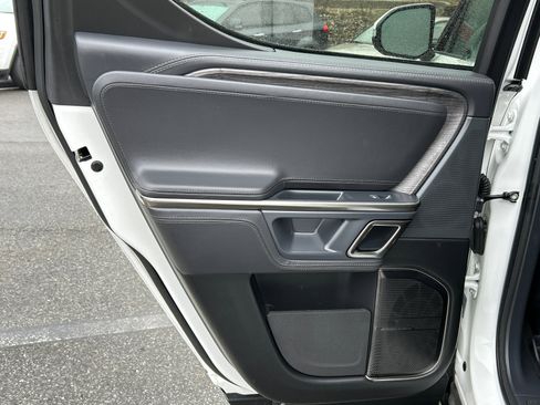 Used 2022 Rivian R1T Adventure AWD/4WD image 20