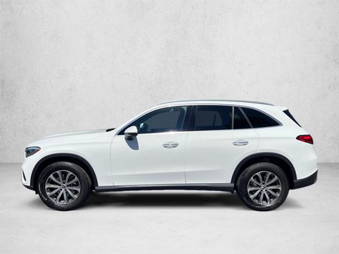 Certified 2026 Mercedes-Benz GLC 300 4MATIC image 8