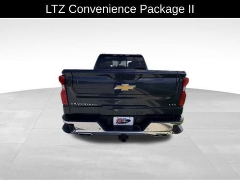 Certified 2022 Chevrolet Silverado 1500 LTZ w/ LTZ Premium Package AWD/4WD image 6