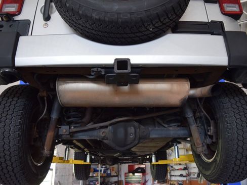 Used 2010 Jeep Wrangler Unlimited Sahara w/ Trailer Tow Group AWD/4WD image 76