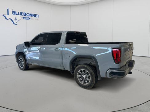Used 2024 GMC Sierra 1500 AT4 w/ Technology Package AWD/4WD image 5