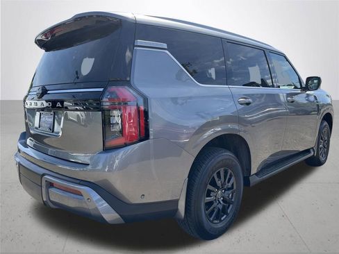 Used 2025 Nissan Armada SV AWD/4WD image 5