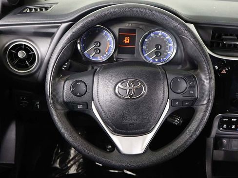 Used 2019 Toyota Corolla LE FWD image 33