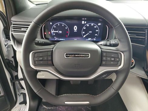 New 2026 Jeep Grand Wagoneer L Limited AWD/4WD image 22