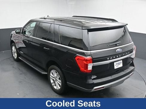 Used 2022 Ford Expedition XLT image 24