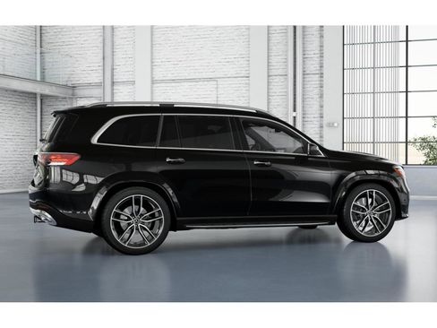 New 2026 Mercedes-Benz GLS 580 4MATIC image 18