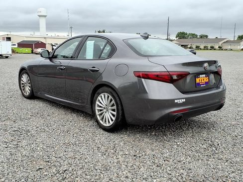 Used 2023 Alfa Romeo Giulia Sprint RWD image 9
