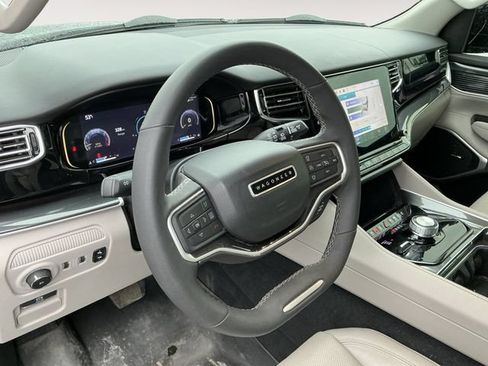 Used 2022 Jeep Wagoneer Series I w/ Convenience Group I AWD/4WD image 10