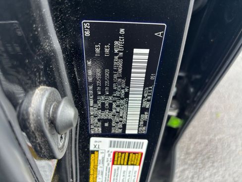 Used 2025 Toyota Highlander XSE AWD/4WD image 33
